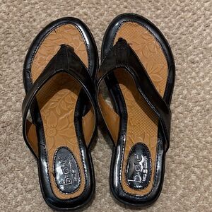 b.o.c. Black and Tan Sandals - new condition